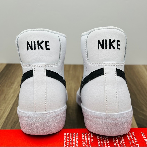 Nike Blazer Mid '77 - Picture 6 of 7